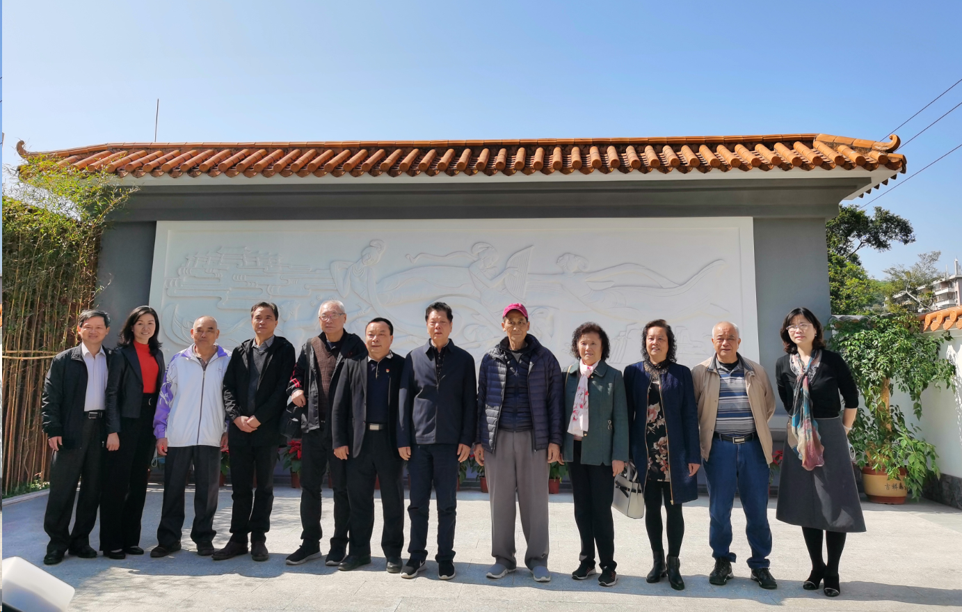 新春送祝福 关爱一向步——J9九游国际集团发展节前慰问退休员工系列活动