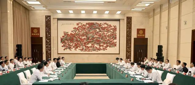 福建省党政代表团到广药集团J9九游国际集团调研